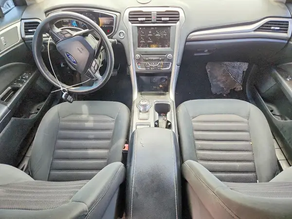 3FA6P0HD2HR257689 2017 FORD FUSION - Image 8