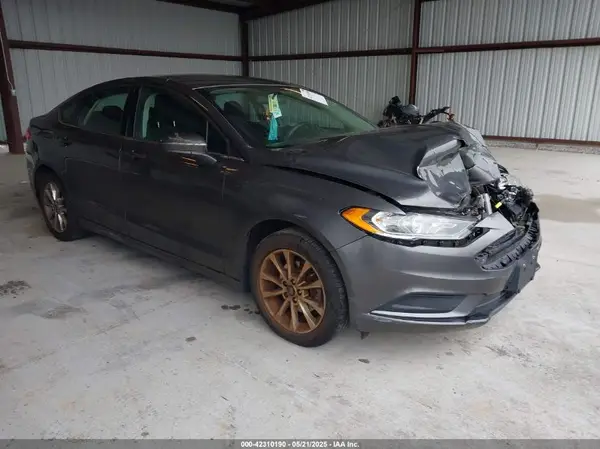 3FA6P0HD2HR270782 2017 FORD FUSION - Image 1