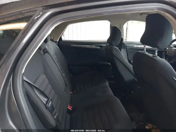 3FA6P0HD2HR270782 2017 FORD FUSION - Image 8