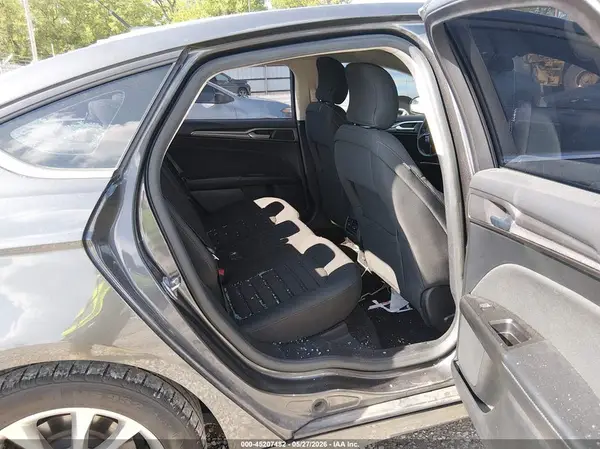 3FA6P0HD2HR274590 2017 FORD FUSION - Image 8