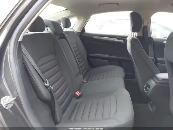 3FA6P0HD2HR284634 2017 FORD FUSION - Image 8