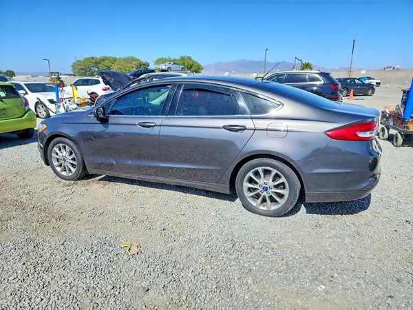 3FA6P0HD2HR293401 2017 FORD FUSION - Image 2
