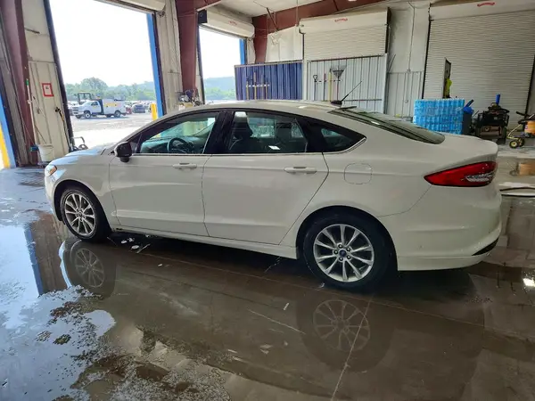 3FA6P0HD2HR293737 2017 FORD FUSION - Image 2