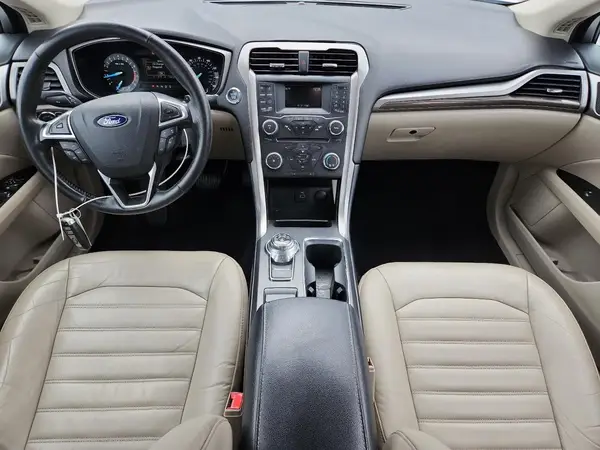 3FA6P0HD2HR317678 2017 FORD FUSION - Image 8