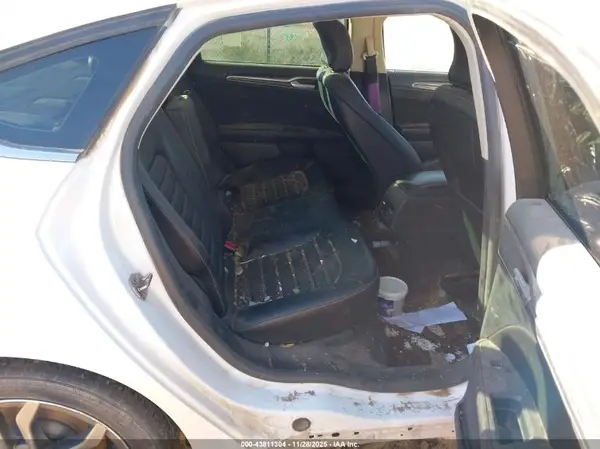 3FA6P0HD2HR322623 2017 FORD FUSION - Image 8