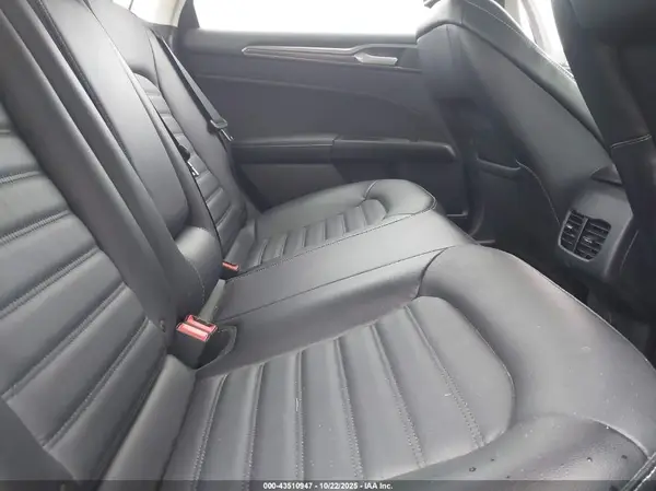 3FA6P0HD2HR341611 2017 FORD FUSION - Image 8