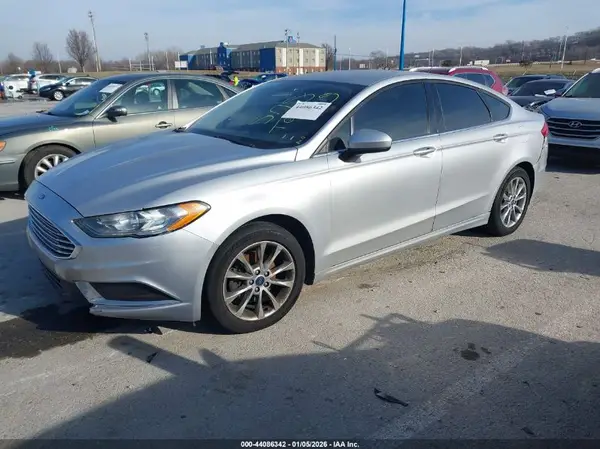 3FA6P0HD2HR367500 2017 FORD FUSION - Image 2