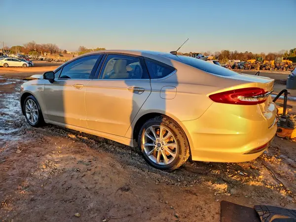 3FA6P0HD2HR377539 2017 FORD FUSION - Image 2