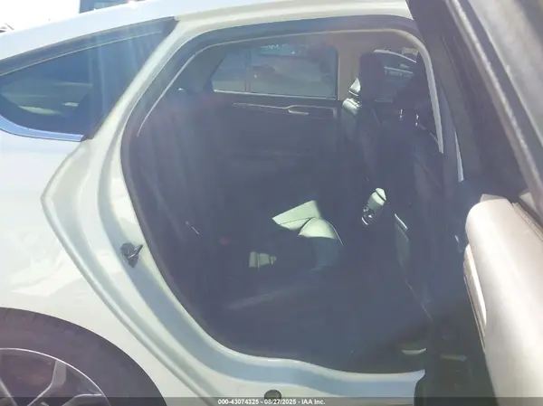 3FA6P0HD2HR378223 2017 FORD FUSION - Image 8
