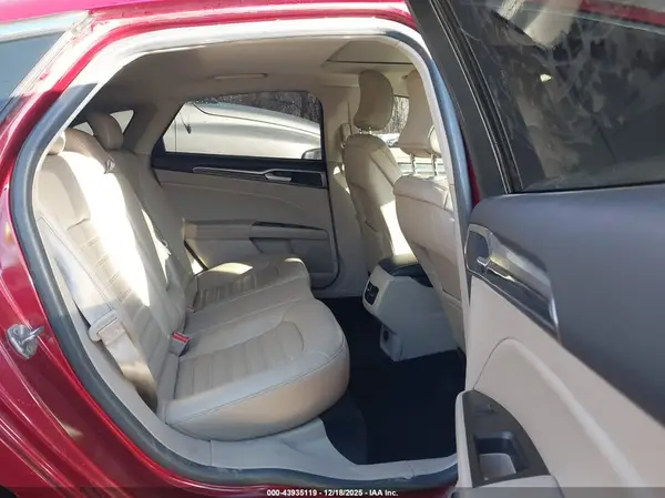 3FA6P0HD2HR396883 2017 FORD FUSION - Image 8