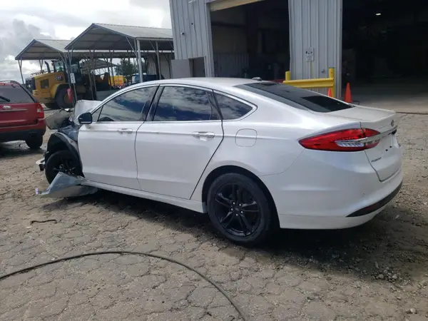 3FA6P0HD2JR135470 2018 FORD FUSION - Image 2