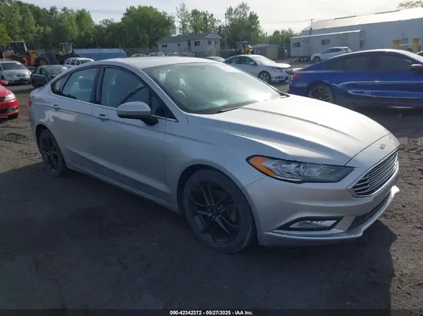 3FA6P0HD2JR142743 2018 FORD FUSION - Image 1