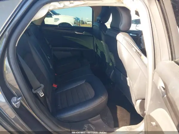 3FA6P0HD2JR150759 2018 FORD FUSION - Image 8