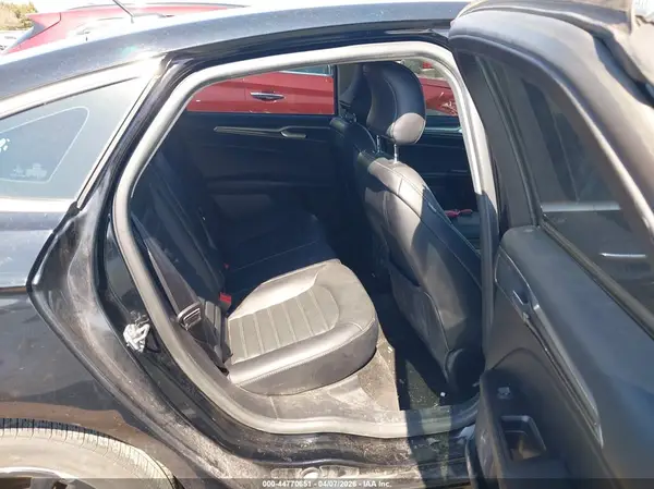 3FA6P0HD2JR153578 2018 FORD FUSION - Image 8