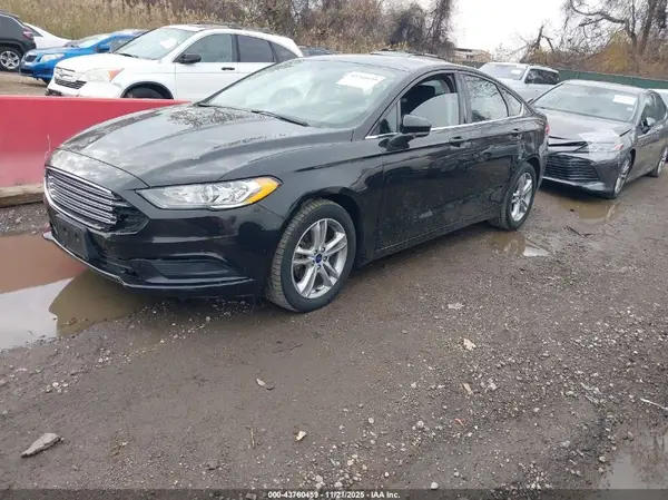 3FA6P0HD2JR183079 2018 FORD FUSION - Image 2