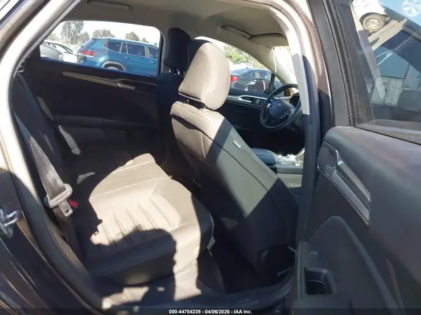 3FA6P0HD2JR187746 2018 FORD FUSION - Image 8