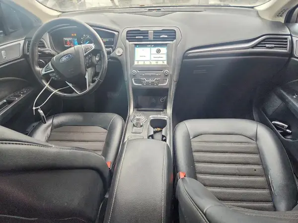 3FA6P0HD2JR200057 2018 FORD FUSION - Image 8
