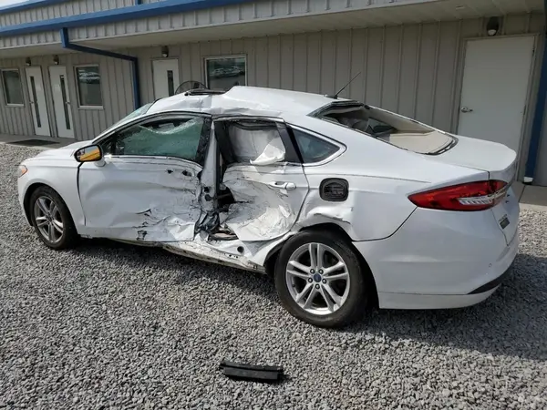 3FA6P0HD2JR211012 2018 FORD FUSION - Image 2