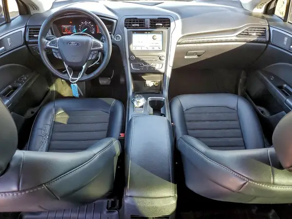 3FA6P0HD2JR213715 2018 FORD FUSION - Image 8