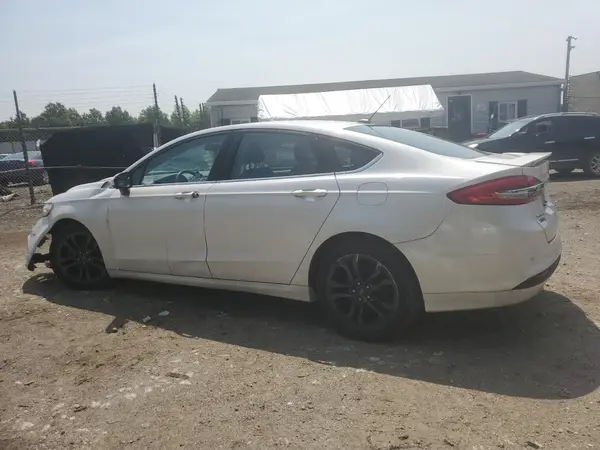 3FA6P0HD2JR216212 2018 FORD FUSION - Image 2