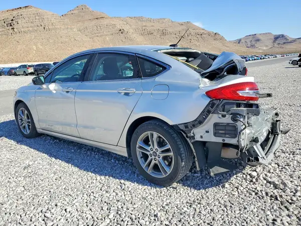 3FA6P0HD2JR218607 2018 FORD FUSION - Image 2