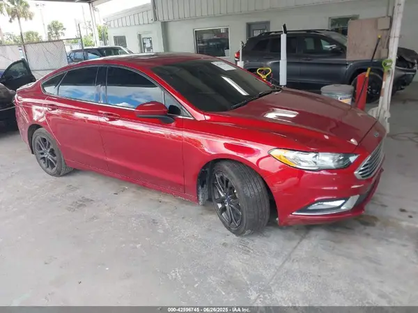 3FA6P0HD2JR229588 2018 FORD FUSION - Image 1