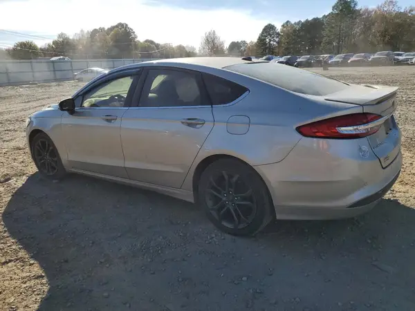3FA6P0HD2JR238145 2018 FORD FUSION - Image 2