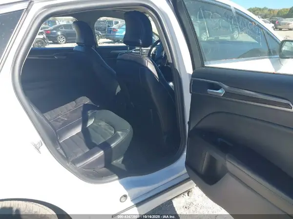 3FA6P0HD2JR251994 2018 FORD FUSION - Image 8