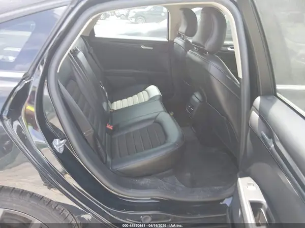 3FA6P0HD2JR256063 2018 FORD FUSION - Image 8