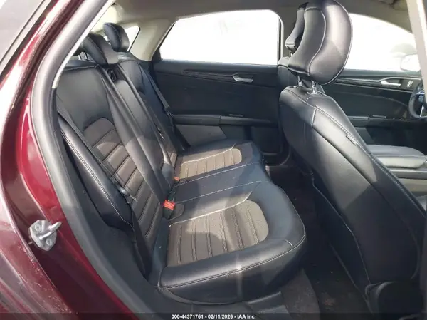 3FA6P0HD2JR256693 2018 FORD FUSION - Image 8