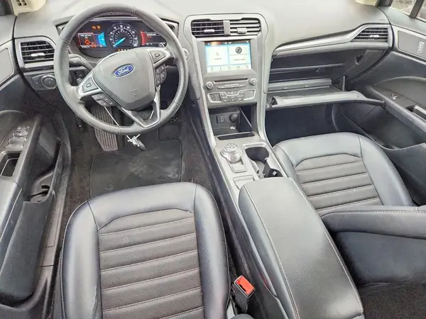 3FA6P0HD2JR256709 2018 FORD FUSION - Image 8