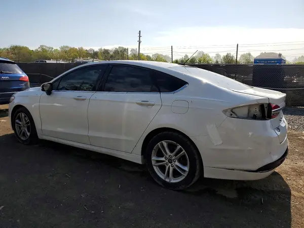 3FA6P0HD2JR261974 2018 FORD FUSION - Image 2