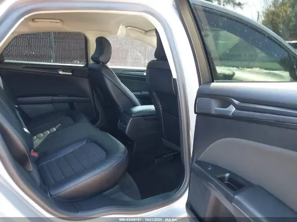 3FA6P0HD2JR262221 2018 FORD FUSION - Image 8