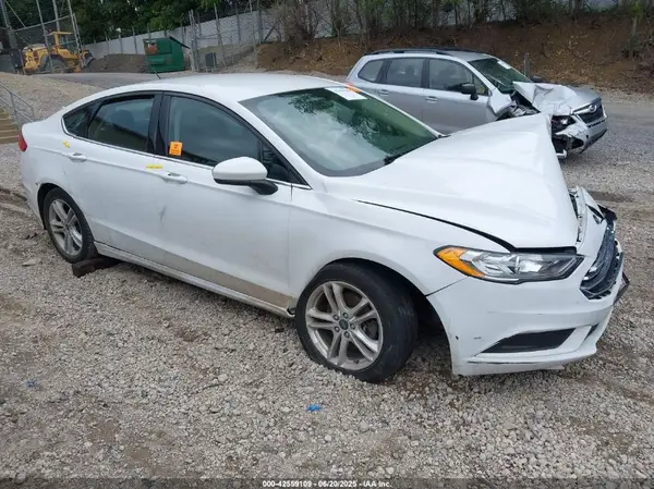 3FA6P0HD2JR266088 2018 FORD FUSION - Image 1