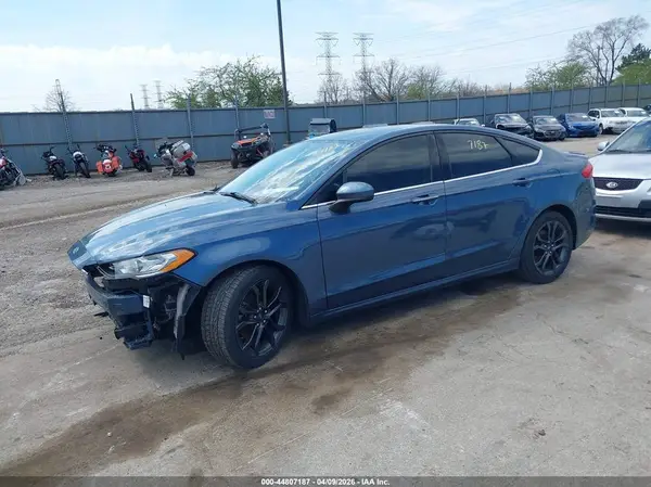 3FA6P0HD2JR272392 2018 FORD FUSION - Image 2
