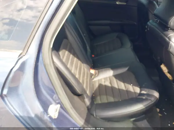 3FA6P0HD2JR272392 2018 FORD FUSION - Image 8