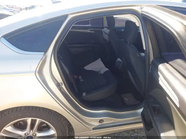 3FA6P0HD2JR281786 2018 FORD FUSION - Image 8