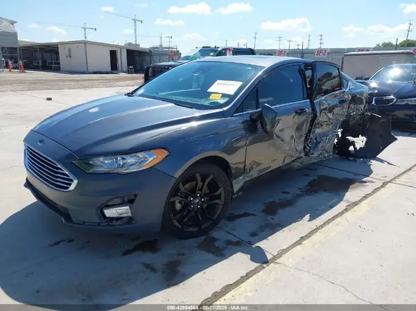 3FA6P0HD2KR113972 2019 FORD FUSION - Image 2