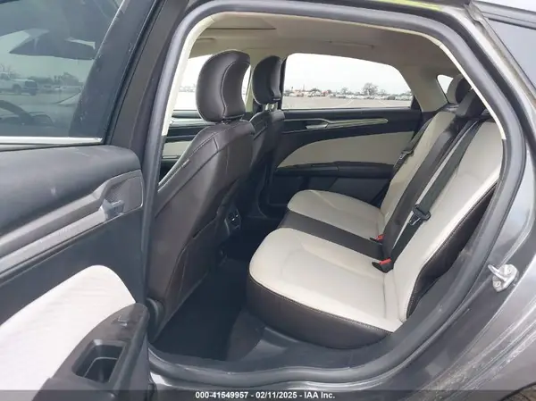 3FA6P0HD2KR115575 2019 FORD FUSION - Image 8