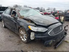 3FA6P0HD2KR125944 2019 FORD FUSION
