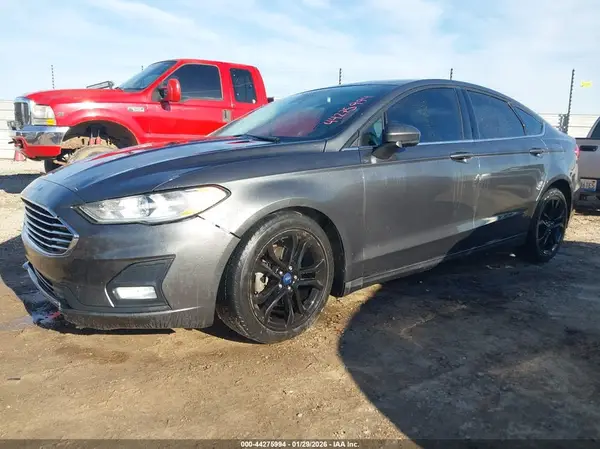 3FA6P0HD2KR126995 2019 FORD FUSION - Image 2