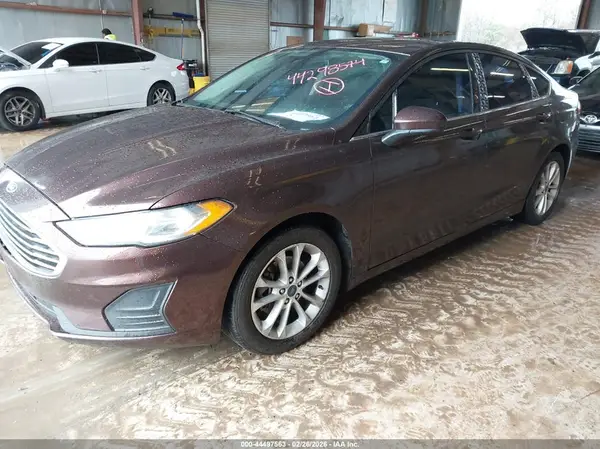 3FA6P0HD2KR127483 2019 FORD FUSION - Image 2