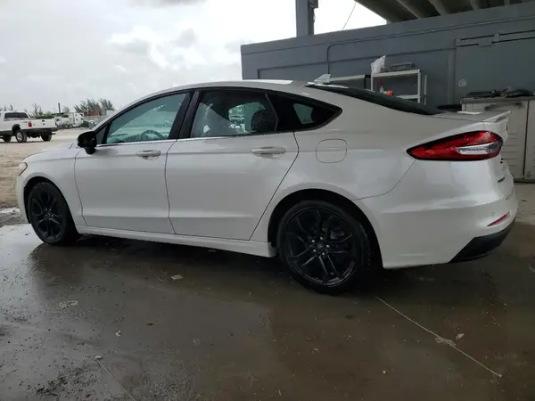 3FA6P0HD2KR128102 2019 FORD FUSION - Image 2