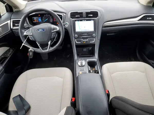 3FA6P0HD2KR130139 2019 FORD FUSION - Image 8