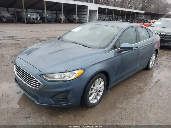 3FA6P0HD2KR133557 2019 FORD FUSION - Image 2