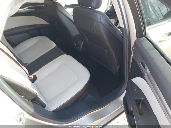 3FA6P0HD2KR147247 2019 FORD FUSION - Image 8