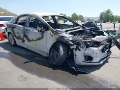 3FA6P0HD2KR151184 2019 FORD FUSION