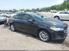 3FA6P0HD2KR159771 2019 FORD FUSION