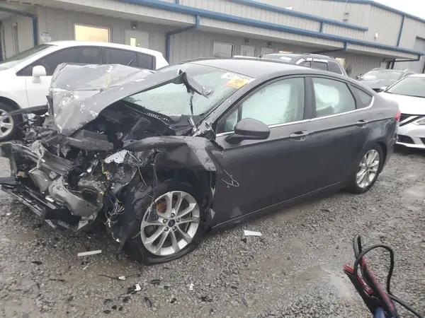 3FA6P0HD2KR160645 2019 FORD FUSION - Image 1