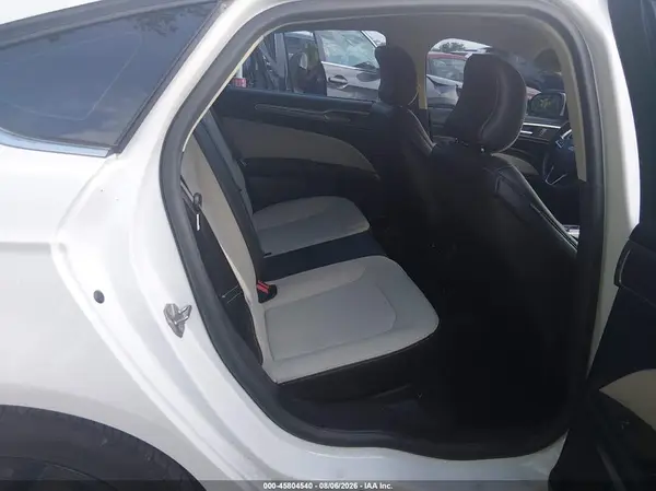 3FA6P0HD2KR160788 2019 FORD FUSION - Image 8